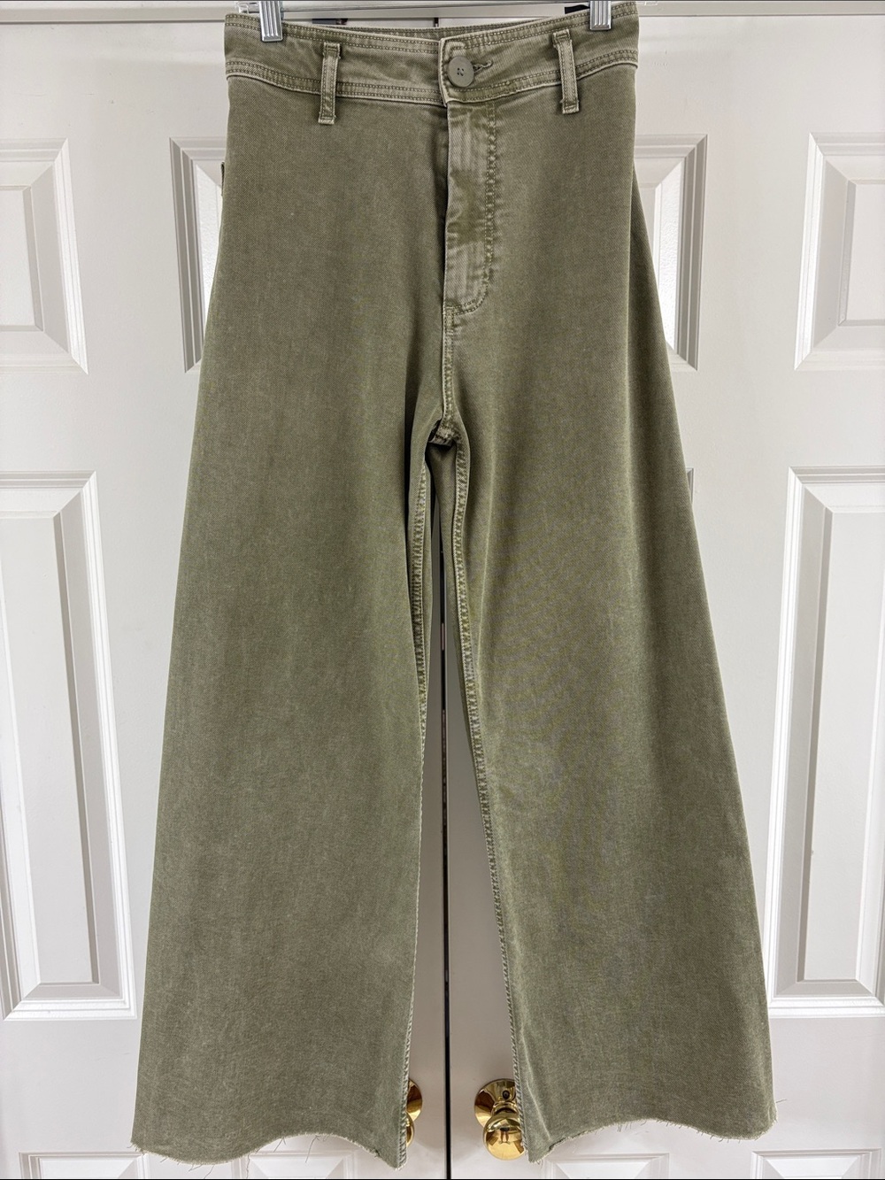 Zara The Marine Straight Jeans. Green Color. Sz 36/4. Great Condition!!